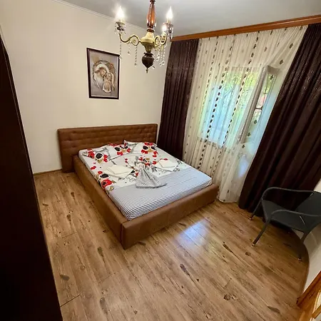 Cu In * Constanţa
